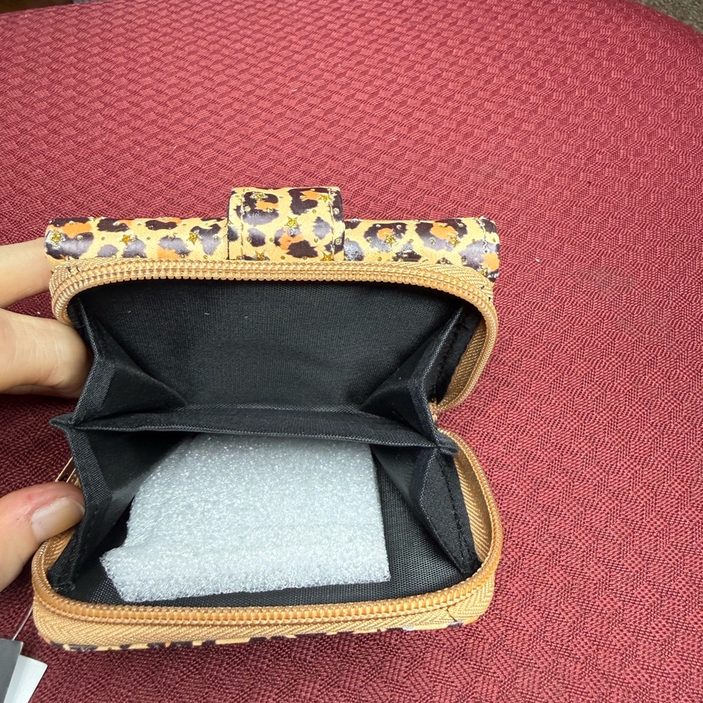 Leopard Print Women's Wallet - Picture 5 of 5